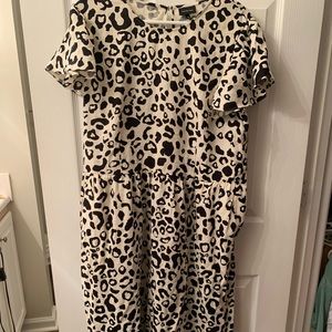 XL Who What Wear Cheetah Dress
